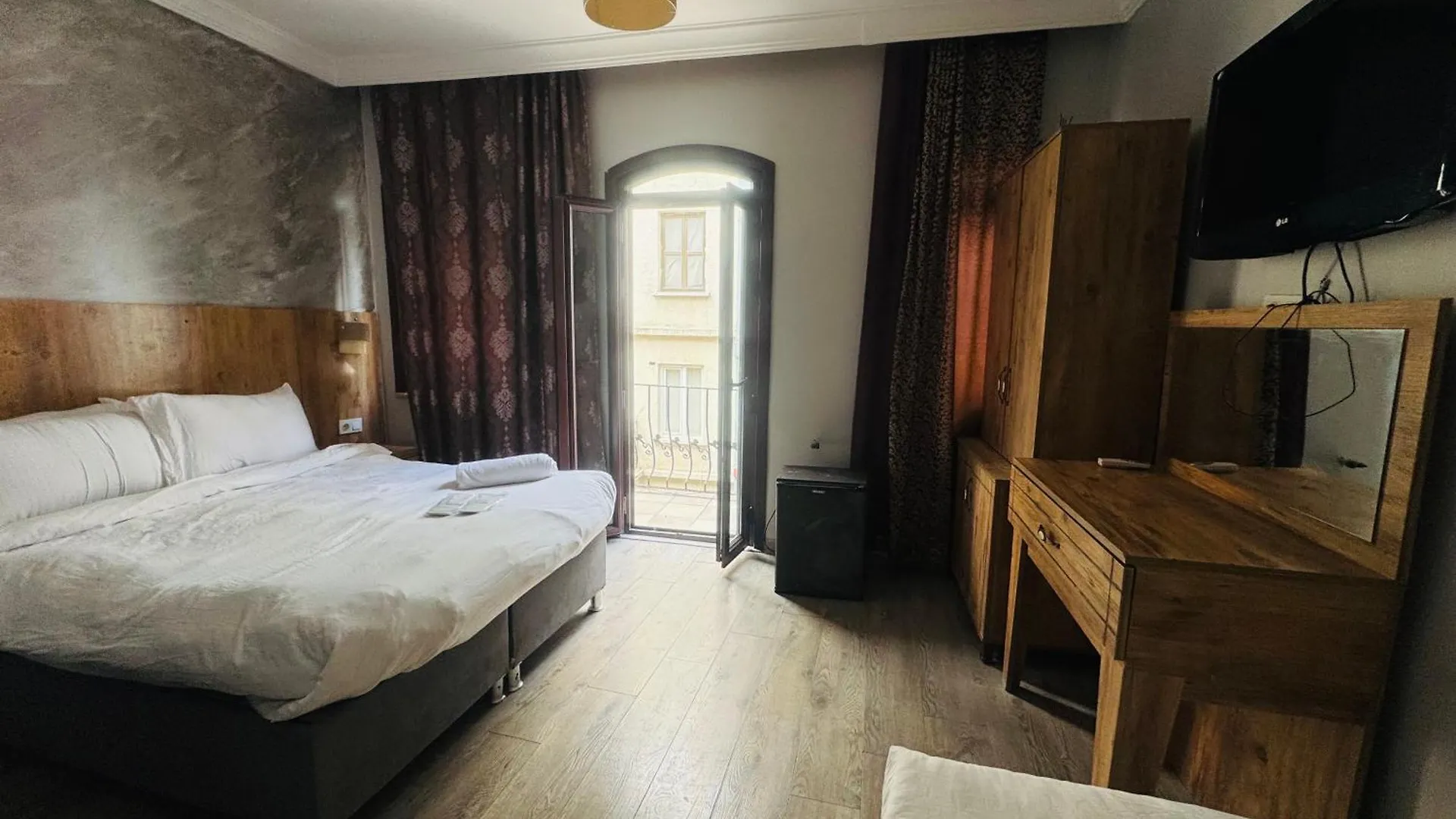 **  Taksim Pera Pomise Hotel Istanbul Turcia